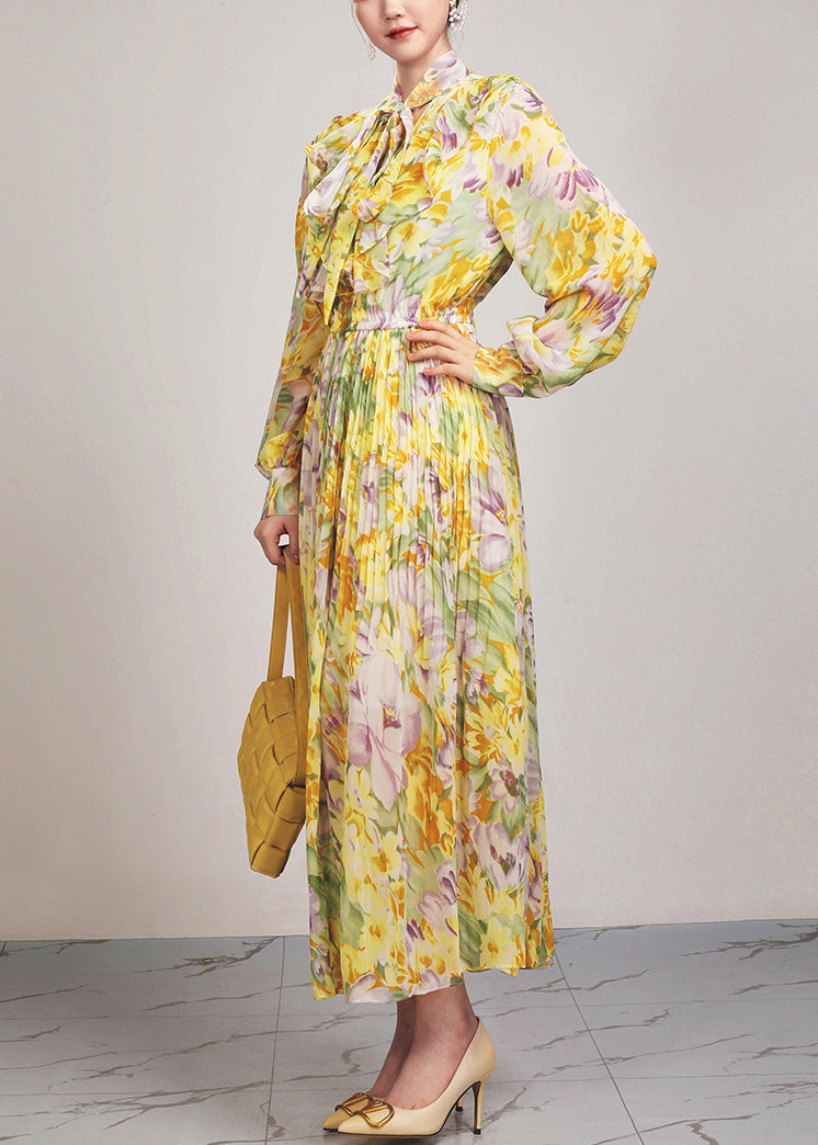 Schönes, gelbes, bedrucktes, langes Chiffon-Kleid mit Schnürung und langen Ärmeln AR1037