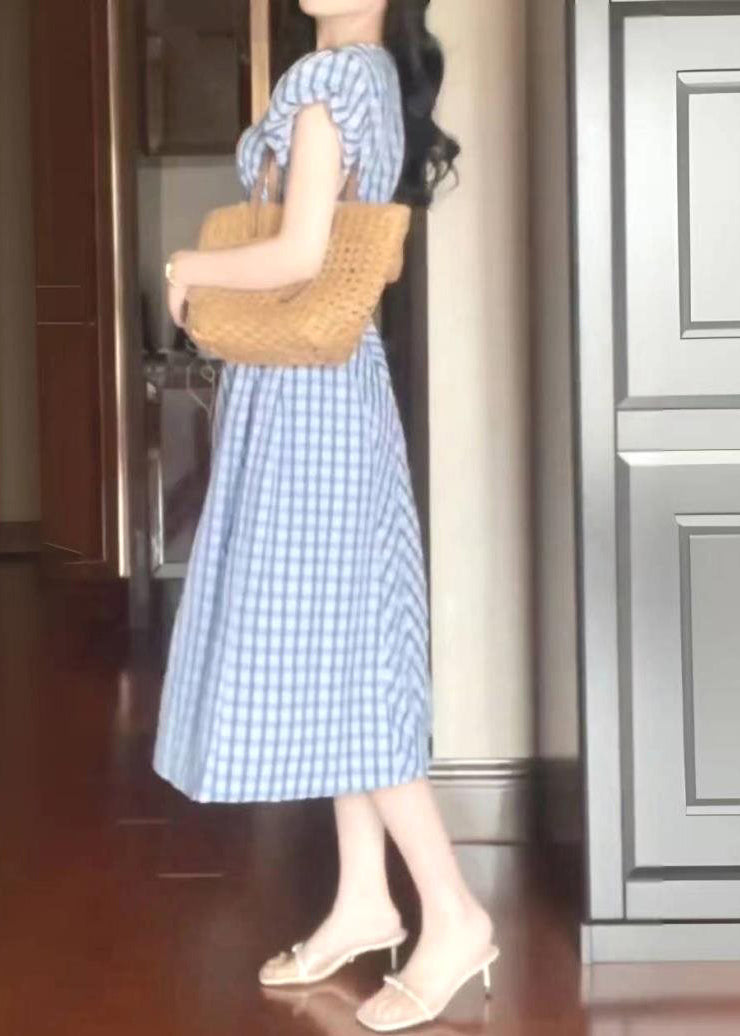 Robe longue à carreaux bleu clair à col rond et à taille nouée, manches courtes, AZ1023