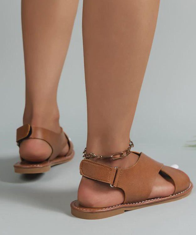 Lässige, schokoladenbraune Sandalen aus Kunstleder mit gekreuzten Riemen, YR034