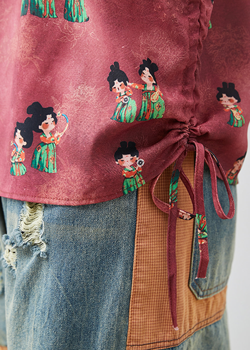 Schickes, mattrotes Seidenhemd mit chinesischem Knopfaufdruck, Sommer AP1065