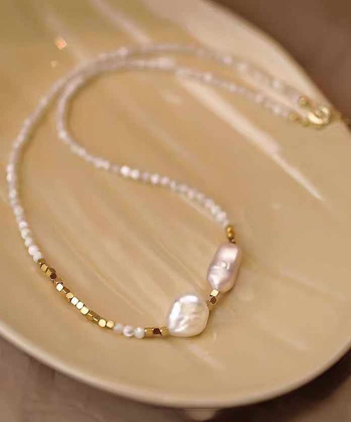 Collier de perles blanches chic en alliage WF012