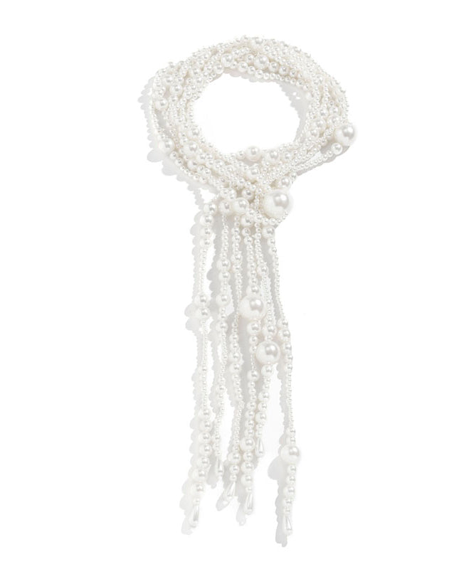 Collier chic en alliage blanc avec médaillon et pampilles en perles YI007