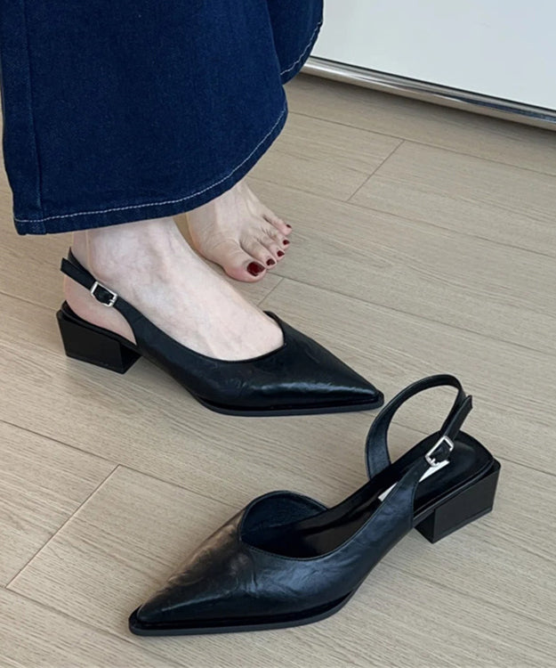 Sandales en similicuir à épissures épaisses et bout pointu vert