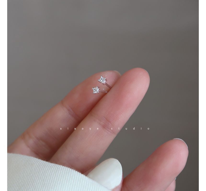 Sterling Rhinestone Stud Silver Earring