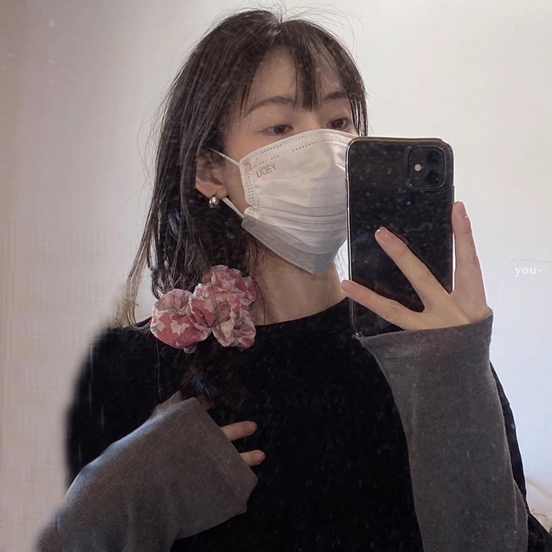 Metallic Earring Huggie