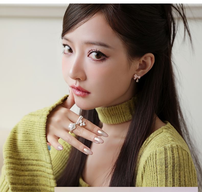 Flower Smiley Ring Face Open