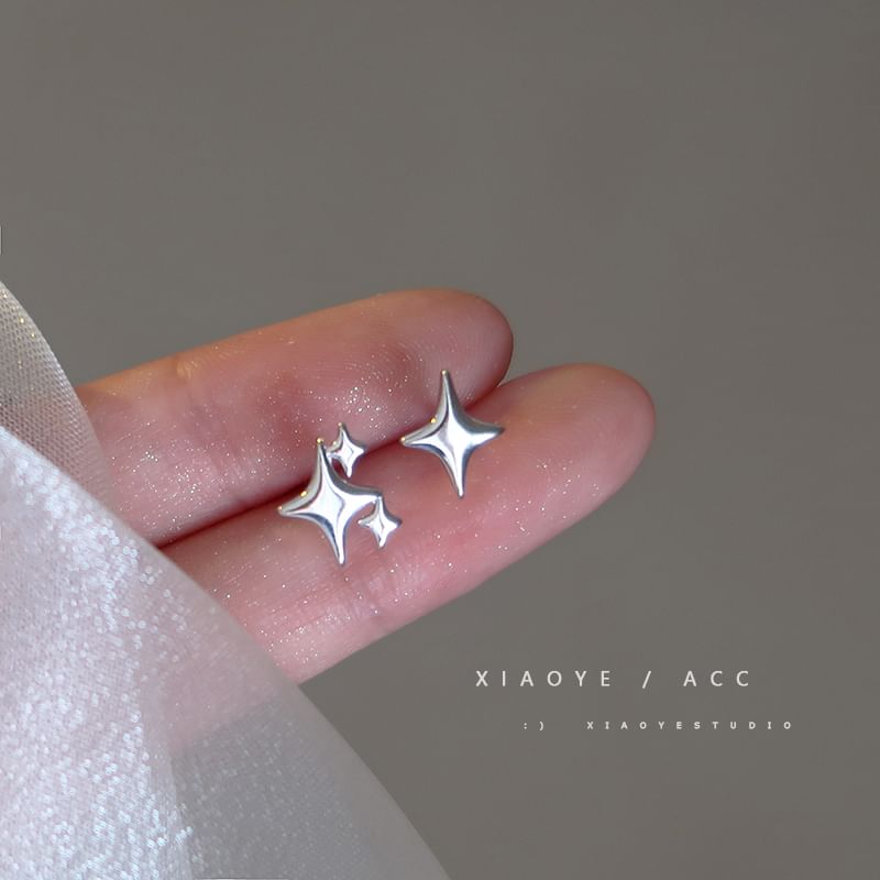 Star Stud 925 Sterling Earring Asymmetrical Silver