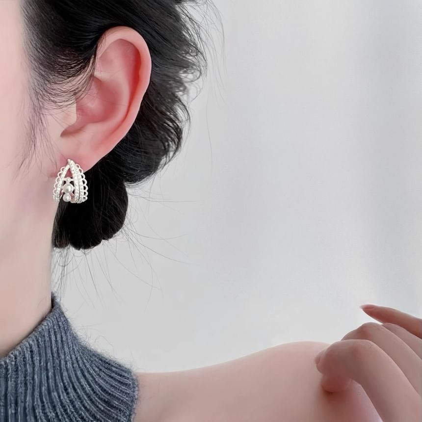 Faux Hoop Earring Pearl