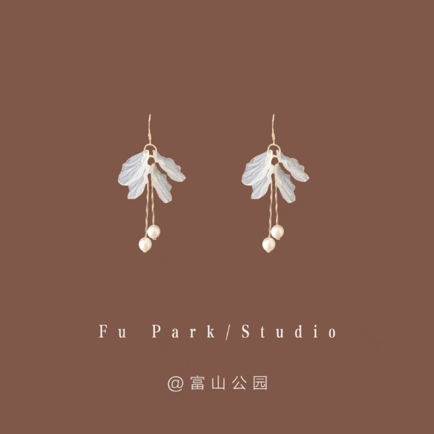 Pearl Drop Earring Faux Flower