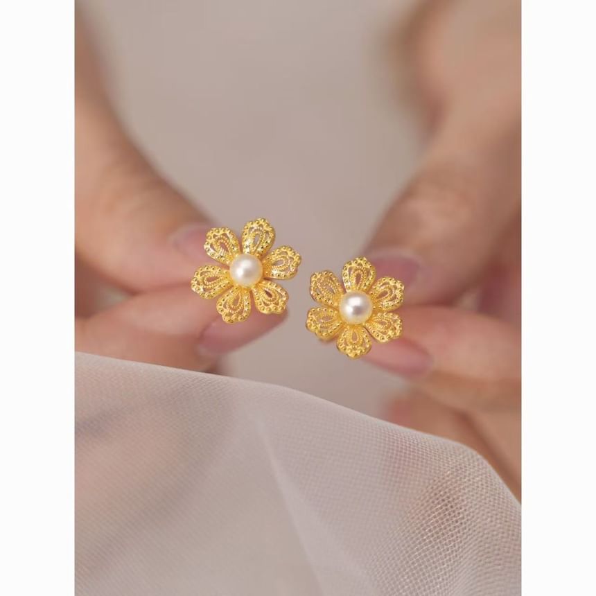 Pearl Floral Alloy Earring Faux Stud