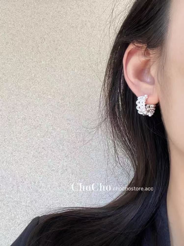 Lace Faux Huggie Pearl Earring Alloy