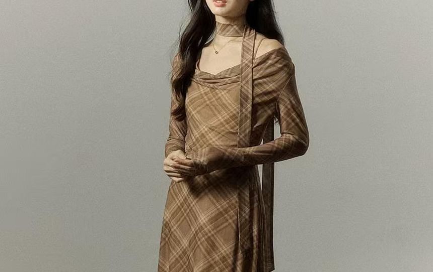 Long-Sleeve Cowl Neck Plaid Mesh Midi A-Line Dress