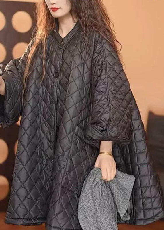 Lockerer schwarzer Parka mit Rundhalsausschnitt, kariertem Patchwork und Knopftaschen im Winter WN001