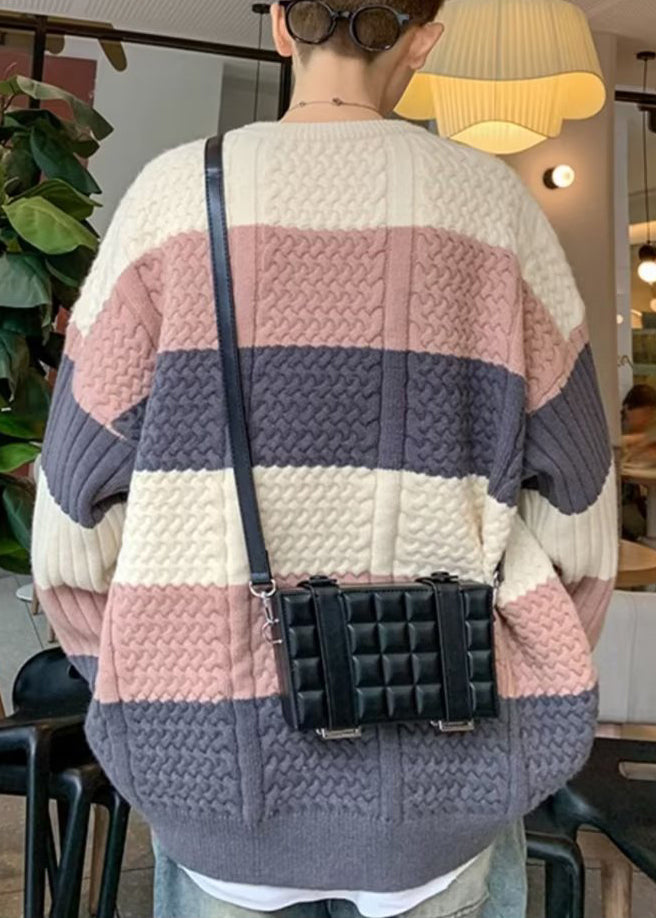 Neuer blau gestreifter gemütlicher Patchwork-Strickpullover für Herren im Herbst QH031