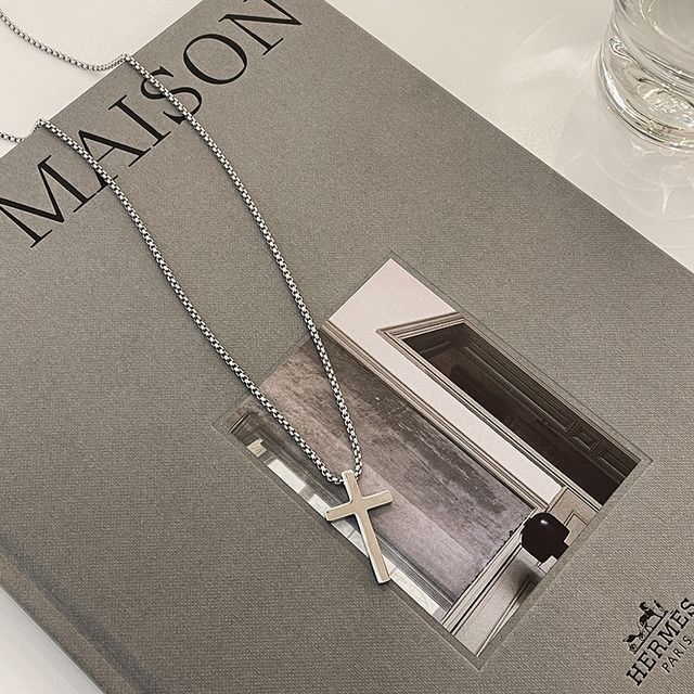 Pendant Necklace Cross