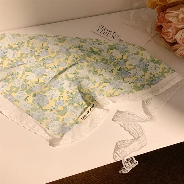 Scarf (Various Floral Print Head Designs) Triangle
