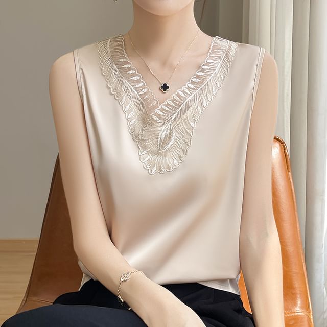 V-Neck Lace Trim Tank Top