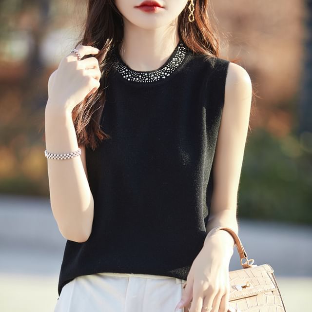 Crew Neck Plain Rhinestone Accent Knit Tank Top