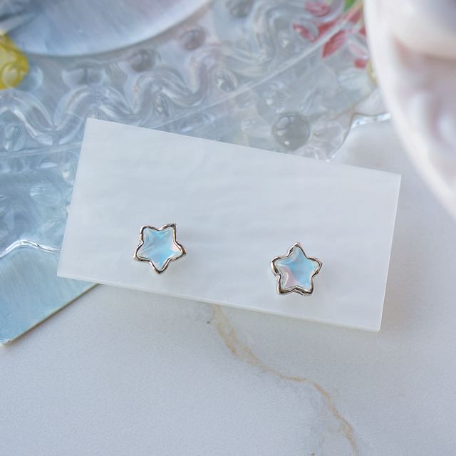 Stud Star Ear