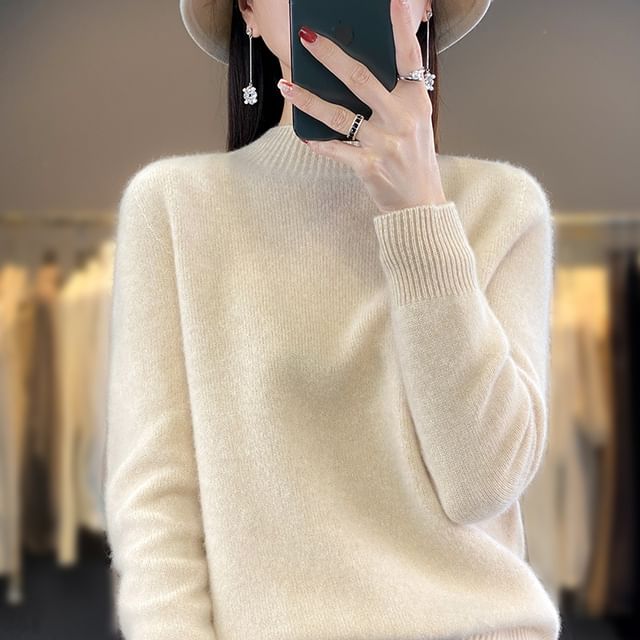 Long-Sleeve Mock Neck Plain Knit Top