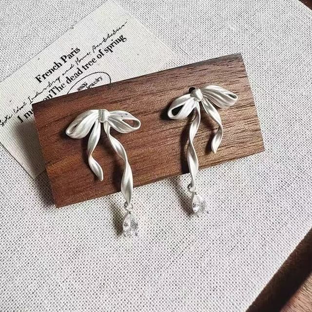 Earring / Rhinestone Bow Drop Clip-On