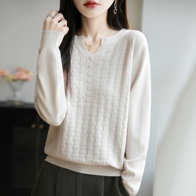 Long-Sleeve Notch Neck Plain Knit Top