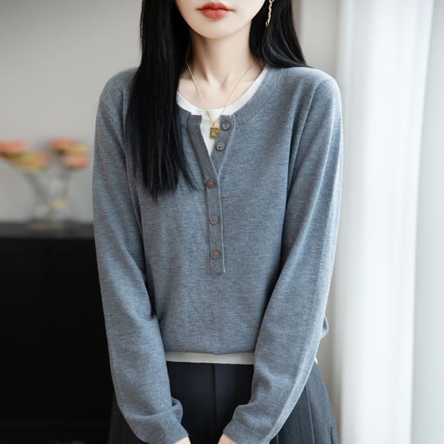 Mock Two-Piece Long-Sleeve Crew Neck Henley Two Tone Knit Top