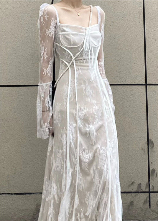 Robe longue noire à col carré et manches évasées en dentelle patchwork AZ1028