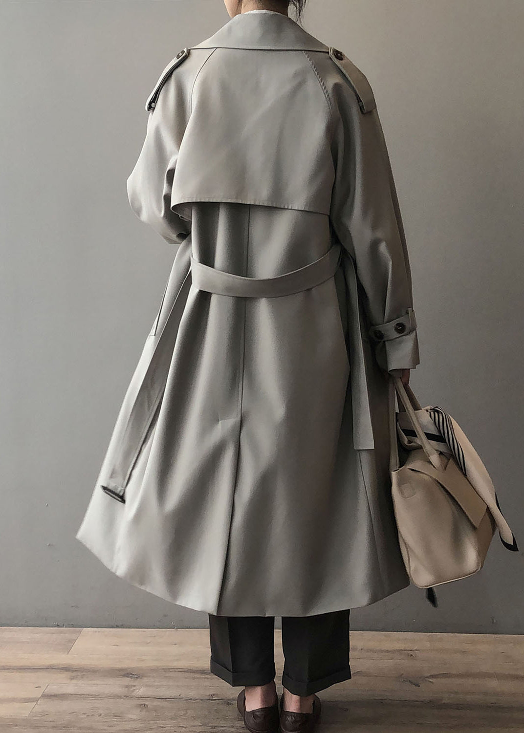 Trench gris élégant à double boutonnage et col Peter Pan, poches latérales, automne WD021