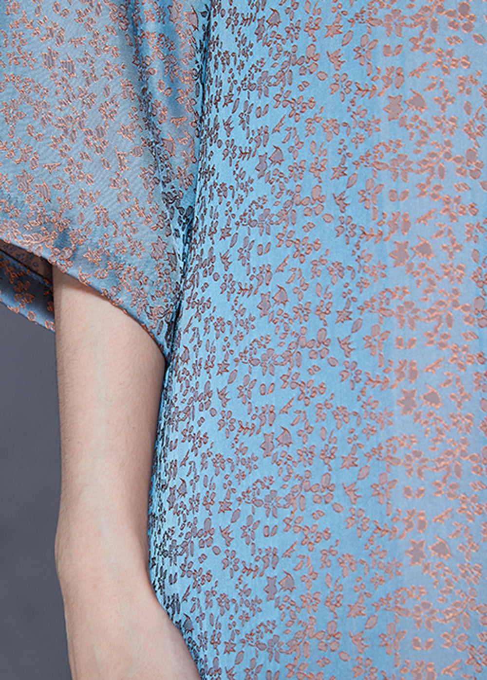 Unique Light Blue Stand Collar Tassel Gradient Color Silk Dresses Bracelet Sleeve LY1859 - fabuloryshop