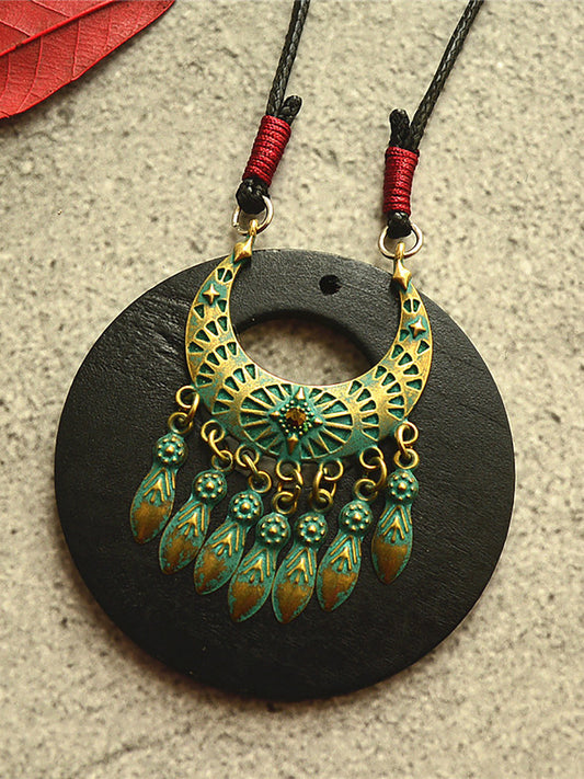 Collier ethnique en alliage avec pompon en bois pour femme KL1040