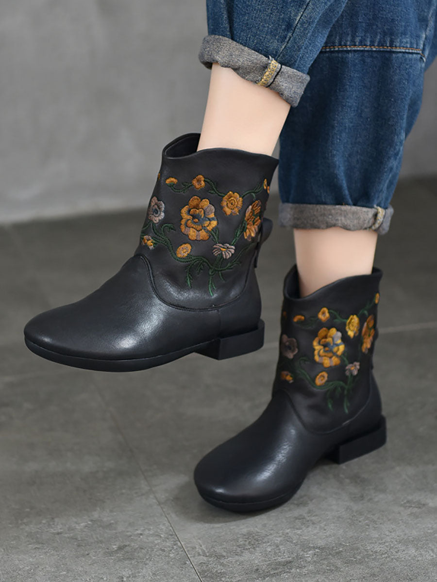 Women Vintage Flower Embroidery Leather Low Heel Boots AX1050