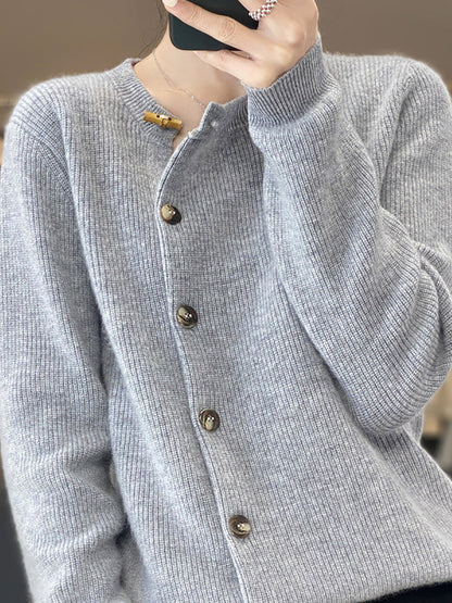 Women Autumn Solid Knit Wool Buttoned O-Neck Sweater WU024