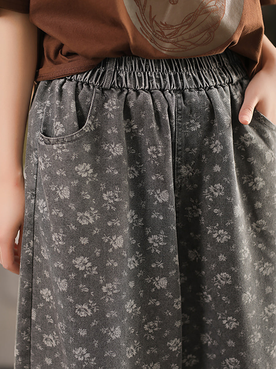 Abgenutzte Denim-Hose mit weitem Bein und Blumenmuster für Damen 