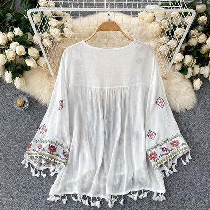 Bohemian White Embroidered Three-quarter sleeves Splicing Tassel Cardigan AR1023