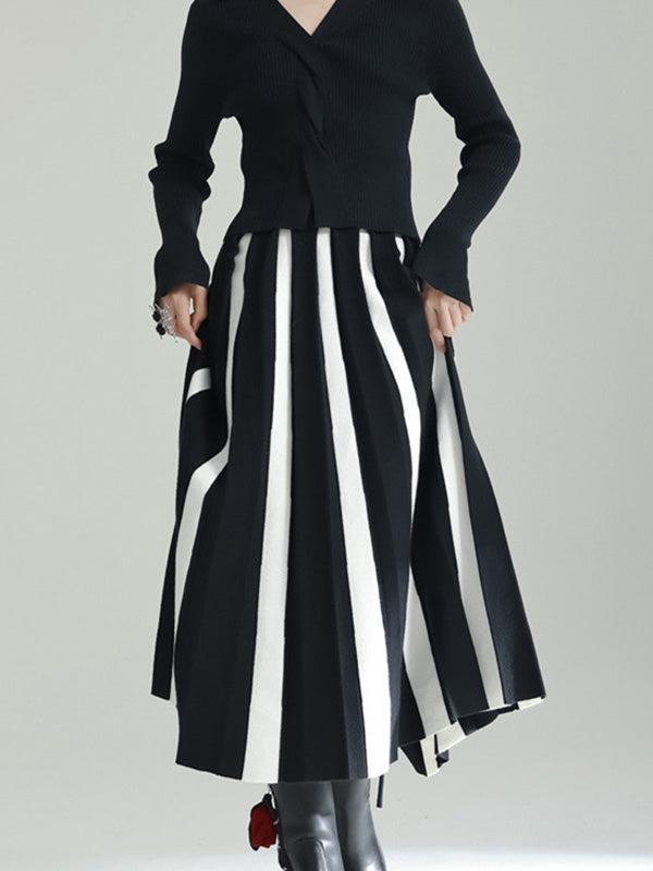 A-line Pleated Retro Skirt Knit Contrast White Color