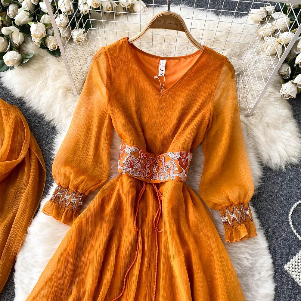 Retro Orange V Neck Splicing Embroidered Waistband Lantern Sleeve Dress AR1013