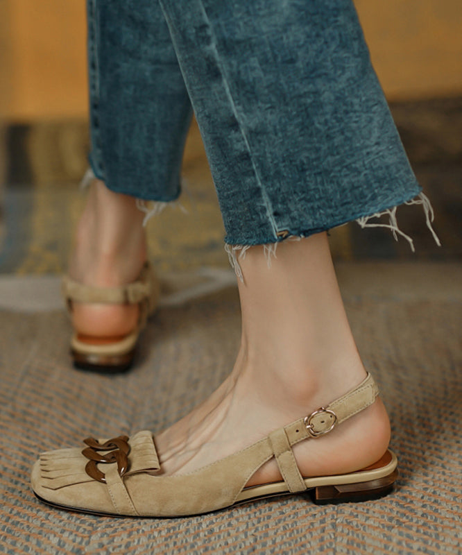 Paillettenbesetzte Aprikosen-Quastensandalen aus Wasser-Wildleder