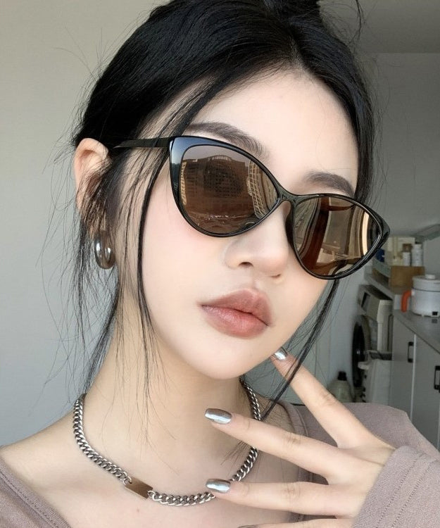 Art Brown Spicy Girl UV resistant Sunglasses XS1047