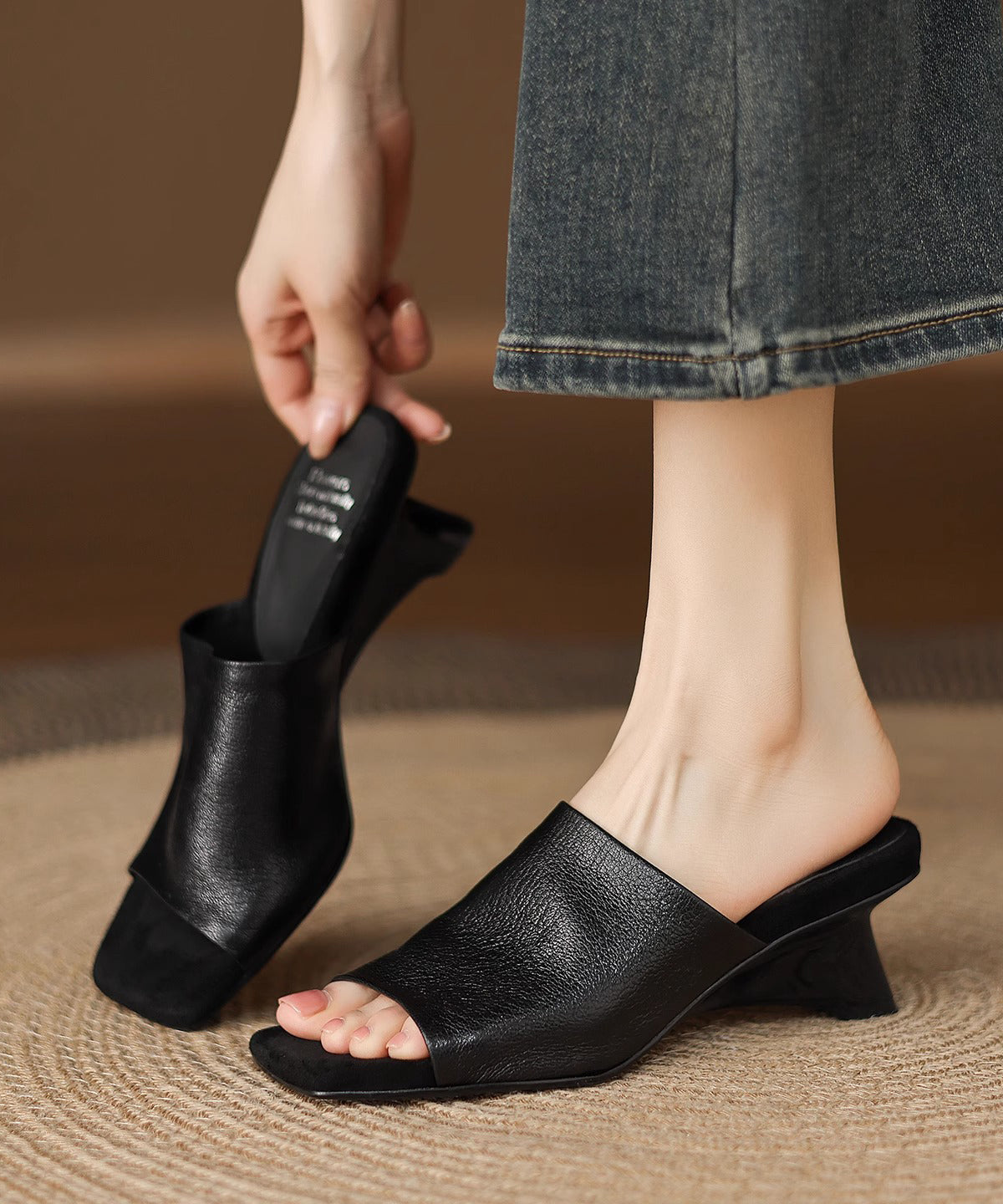 Sandals Black Sheepskin Beautiful Toe Slide Peep Chunky