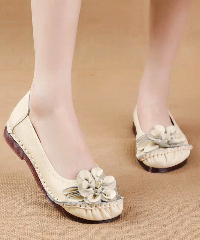 Pour chaussures noires souples et plates en cuir de vachette pour femmes