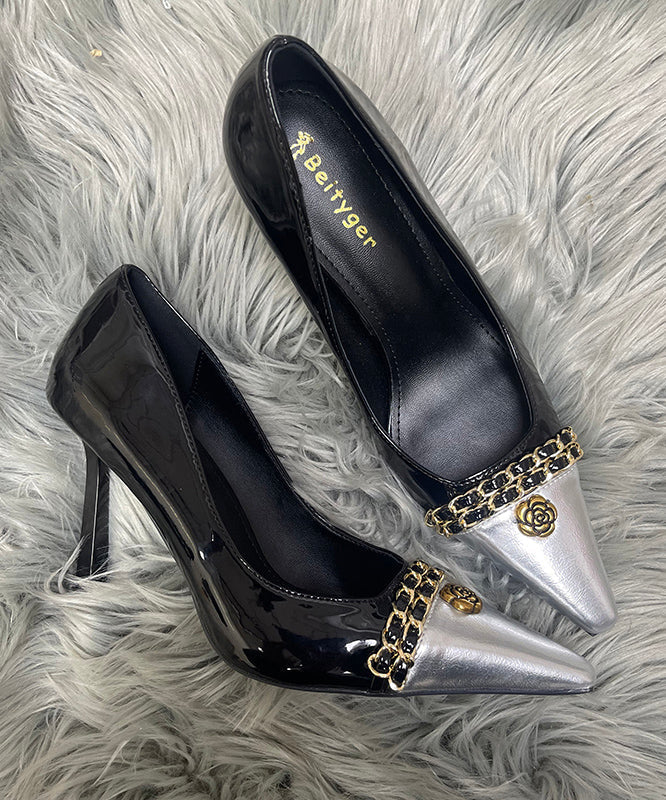 Escarpins à talons aiguilles chics noirs en peau de mouton avec épissure et paillettes