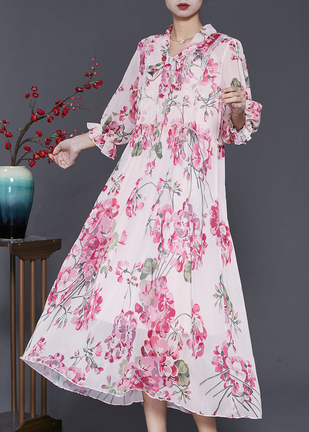 Robe en mousseline de soie à imprimé à volants rose bohème Printemps SD1001