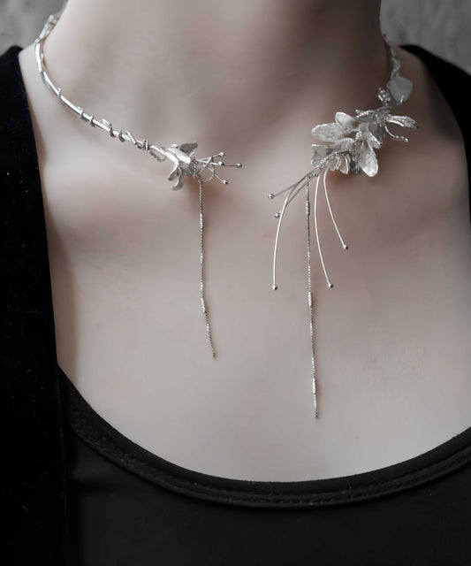 Collier ras du cou en soie de Bohème avec pompon floral en argent sterling PO030