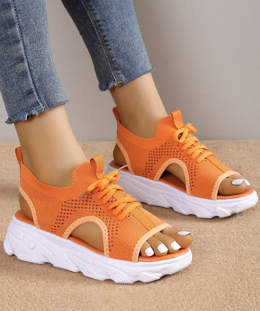 Atmungsaktive Mesh-Sandalen in Orange mit Schnürung und Peep Toe UU008