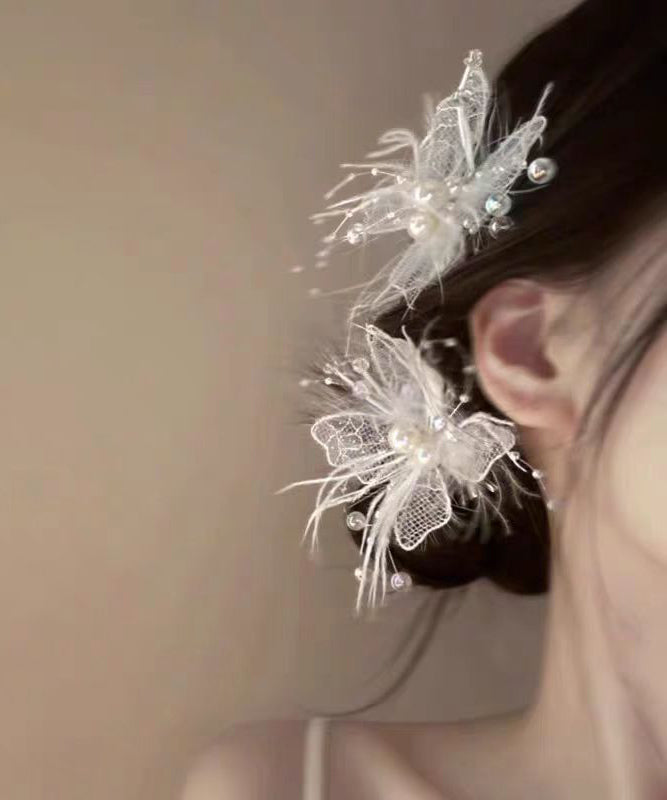 Culotte perle beige en dentelle à épingles à cheveux ajourée avec plumes