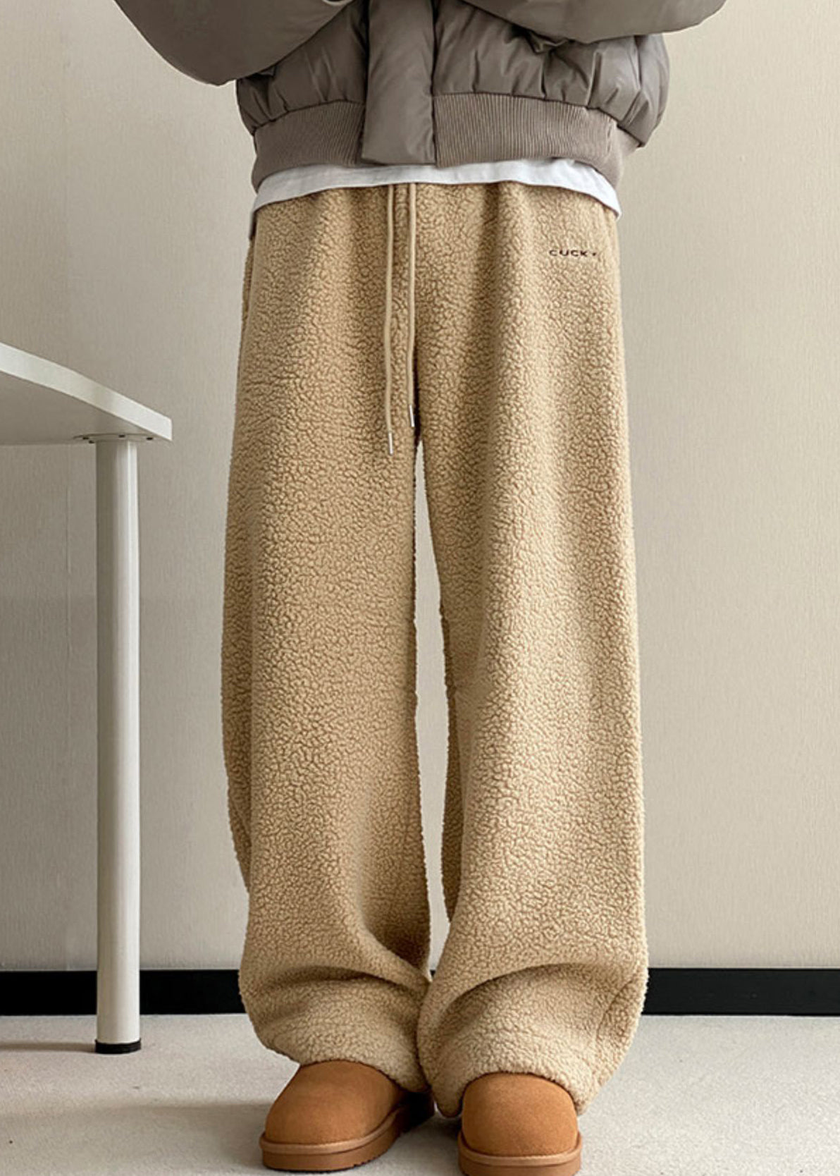 Casual Khaki Pockets Elastic Waist Teddy Faux Fur Mens Pants Winter RM037