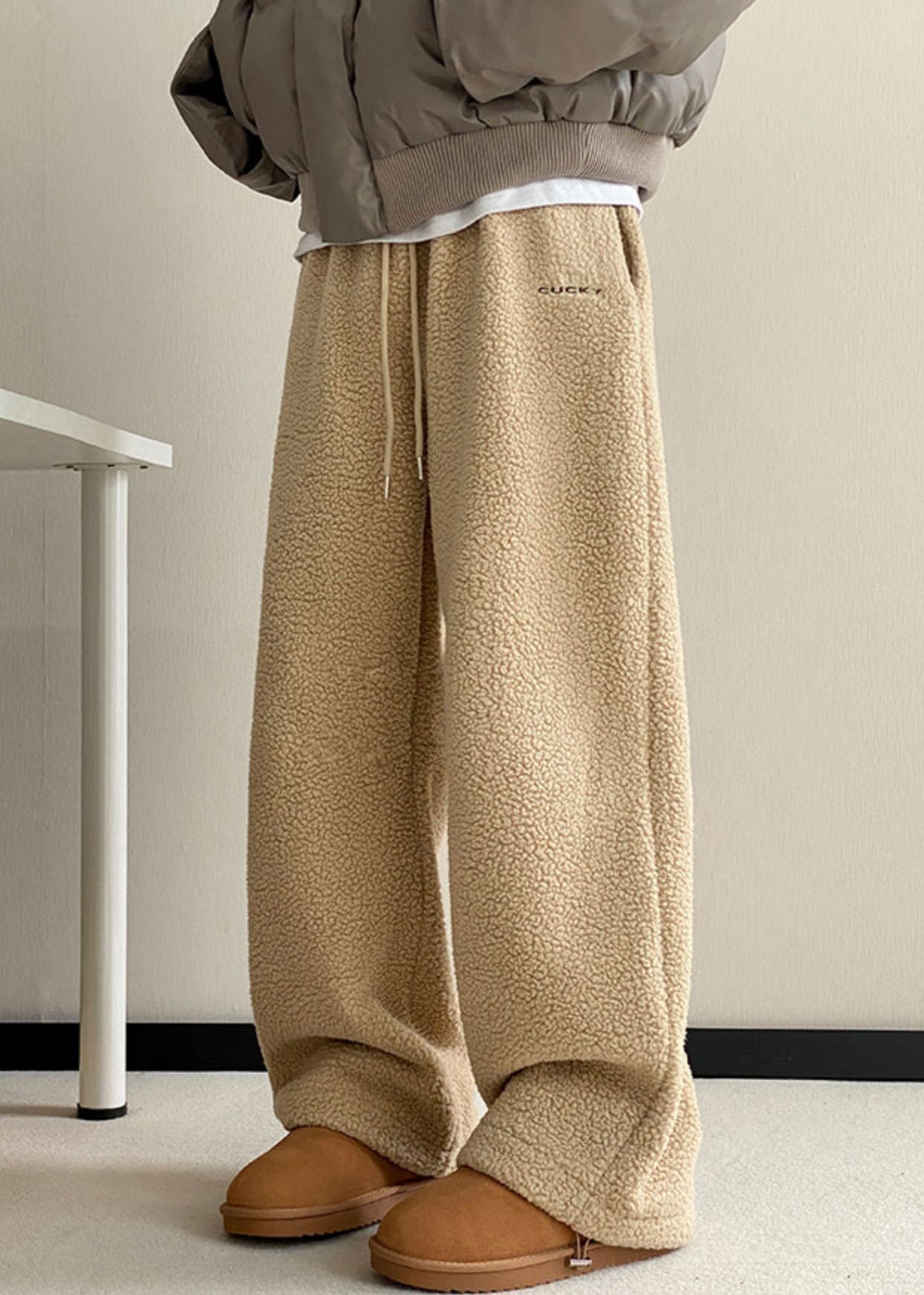 Casual Khaki Pockets Elastic Waist Teddy Faux Fur Mens Pants Winter RM037