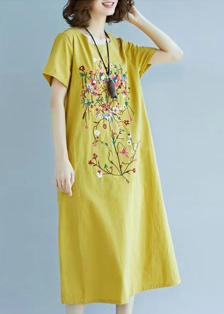 Robe d'été brodée en lin jaune, fine et chic