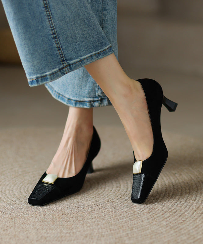 Escarpins carrés à bout carré en cuir de vachette beige élégant